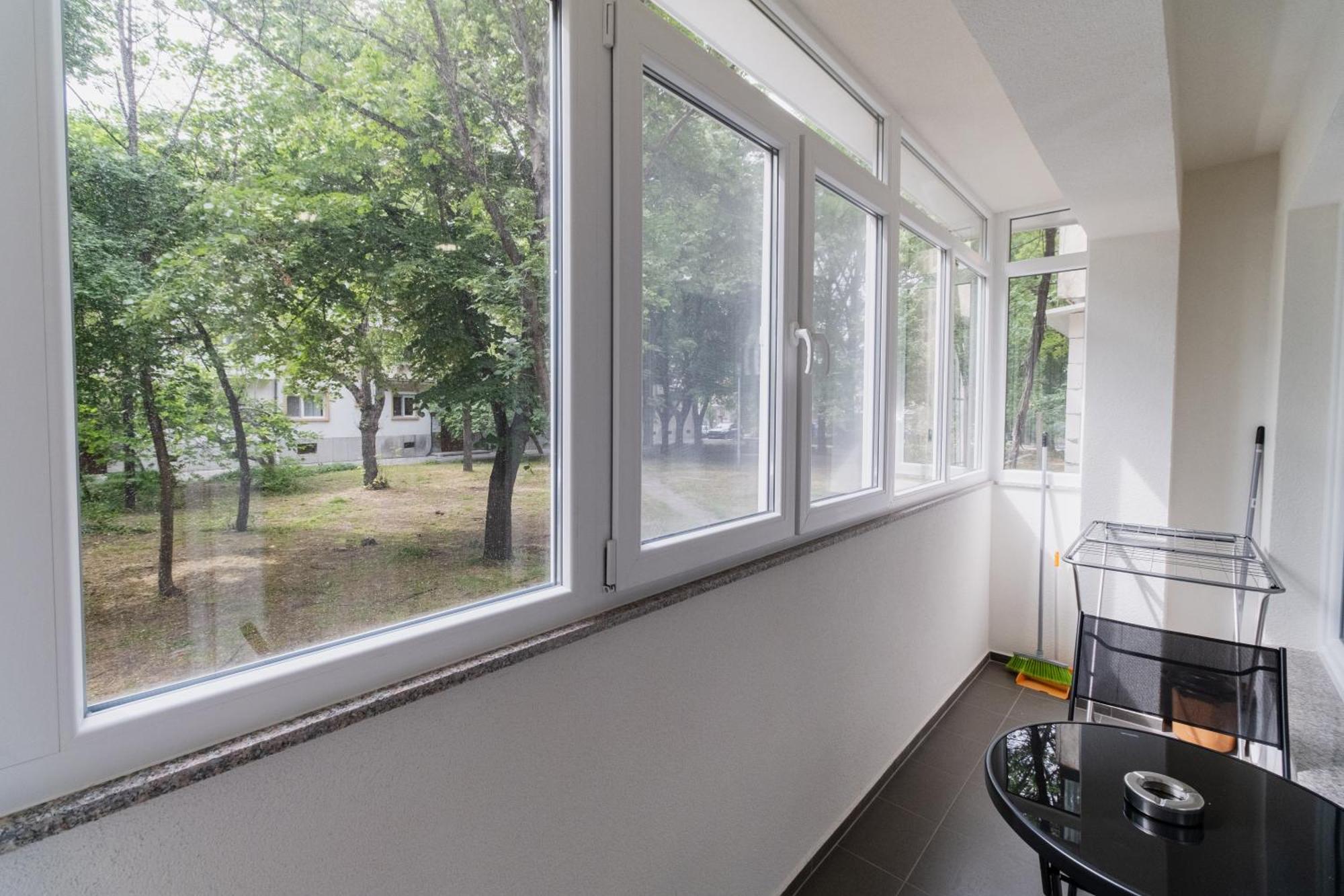 Gorgeous 2-Bedroom Apartment Plovdiv Exterior photo